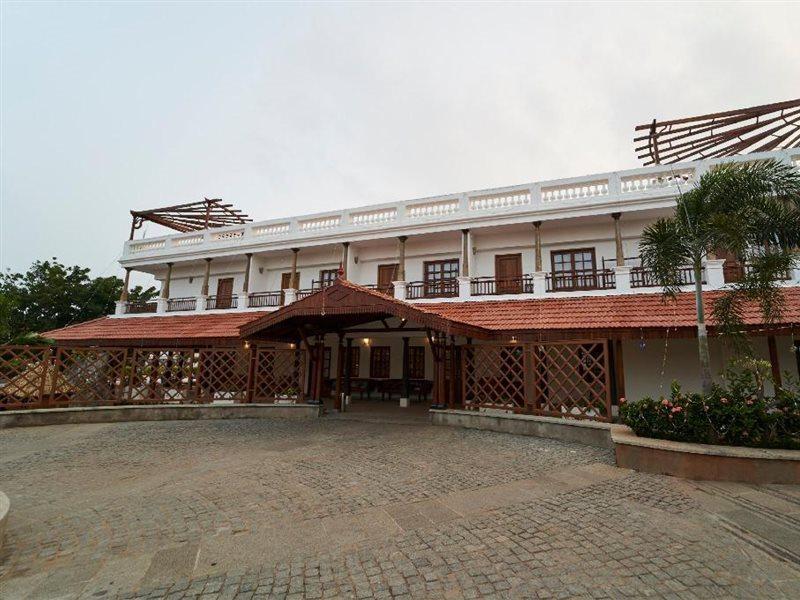 Kailash Beach Resort Pondicherry Exterior photo